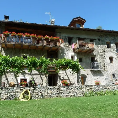 Ideal Fuer Ein Paar Oder Eine Familie Mit Kindern By Interhome Lejlighed